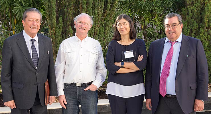From left to right, Federico Mayor Zaragoza, president of the Scientific Committee of the Ramón Areces Foundation, Moshe Oren, Maria Blasco and Raimundo Pérez-Hernández y Torra, Ramón Areces Foundation director